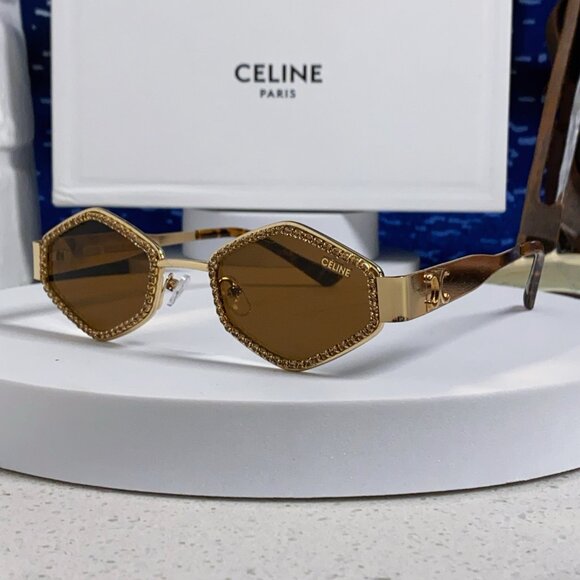 Radiant Celine Gold Frame Sunnies - Picture 2 of 7
